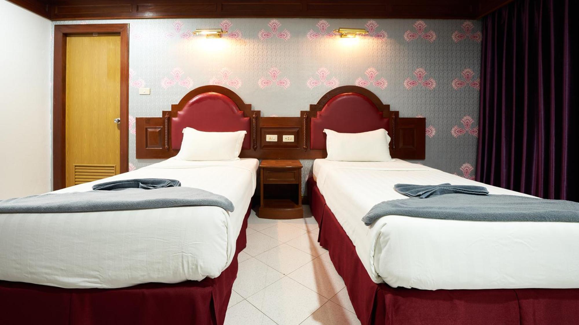 Lime Hotel Patong Room photo
